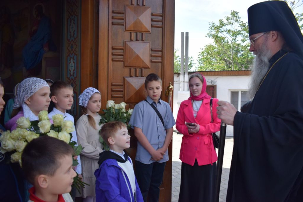 В день своего рождения епископ Феодор возглавил Божественную литургию в кафедральном соборе Рождества Христова г.Бердянска